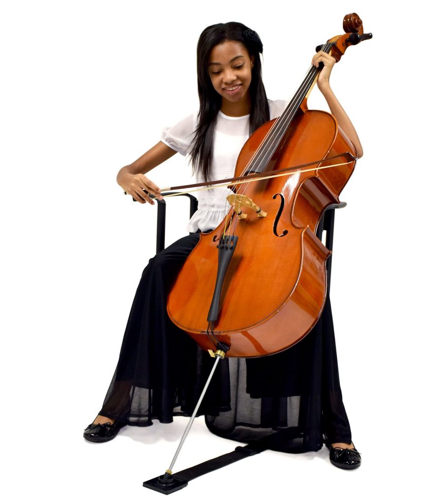 نواختن ویولن سِل