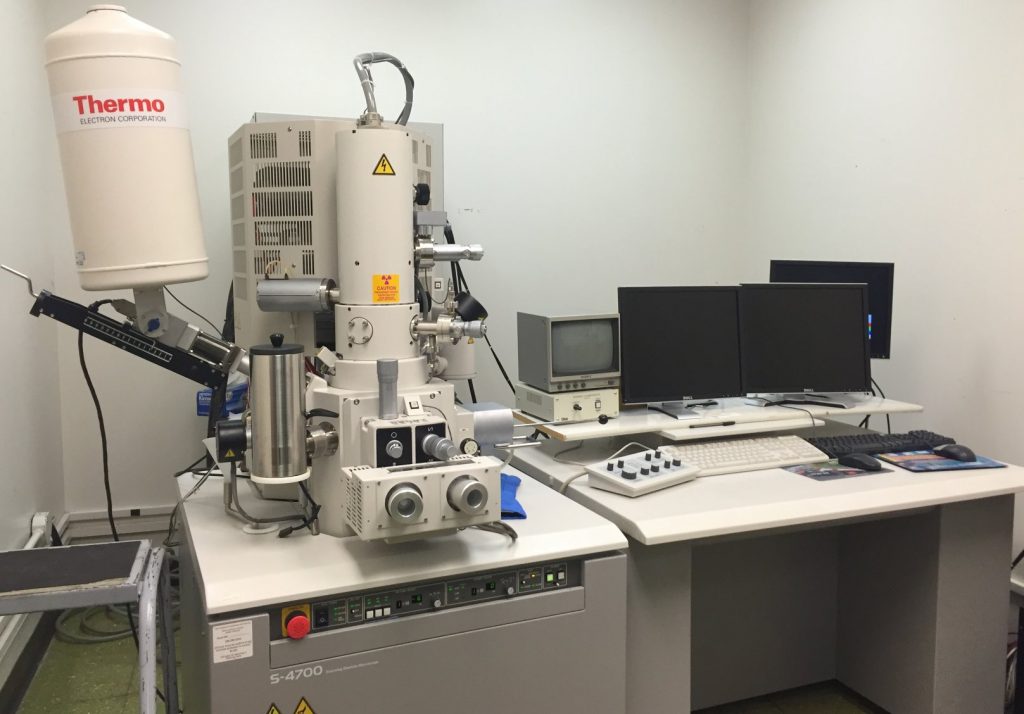 میکروسکوپ الکترونی روبشی