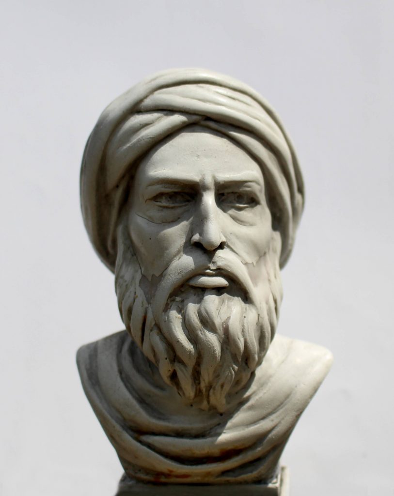 یک تندیس از ناصرخسرو