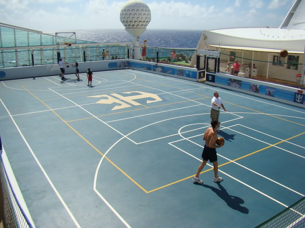 زمین بسکتبال کشتی ساحر دریاها