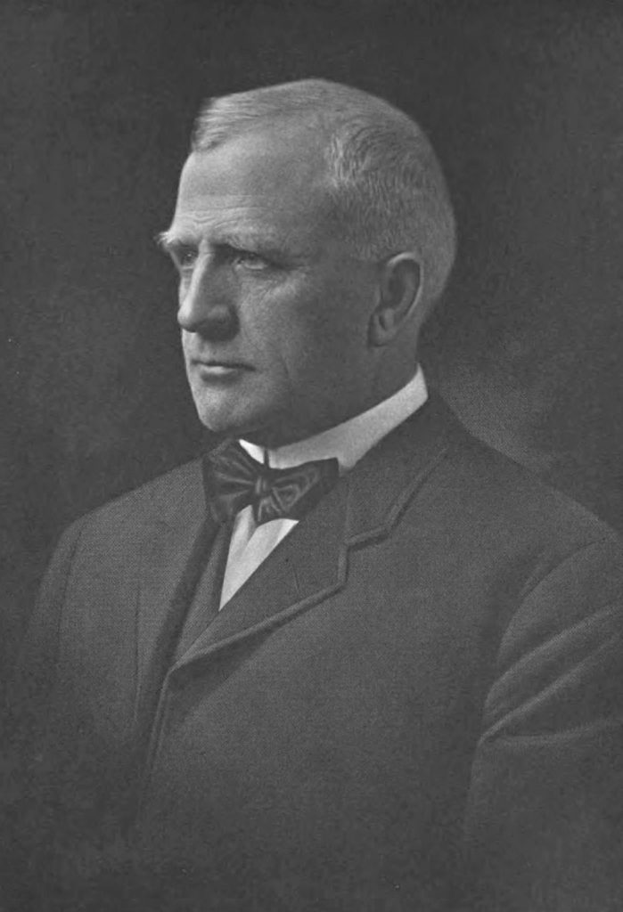 لامارکوس آدنا تامپسون را پدر ترن هوایی می دانند.