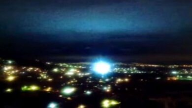 علت نورهای آسمان هنگام زلزله چیست؟