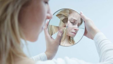 علائم کمبود اعتماد به نفس چیست؟